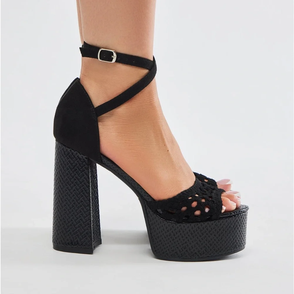 Black Heels Platform Shoes NWT - Picture 2 of 8